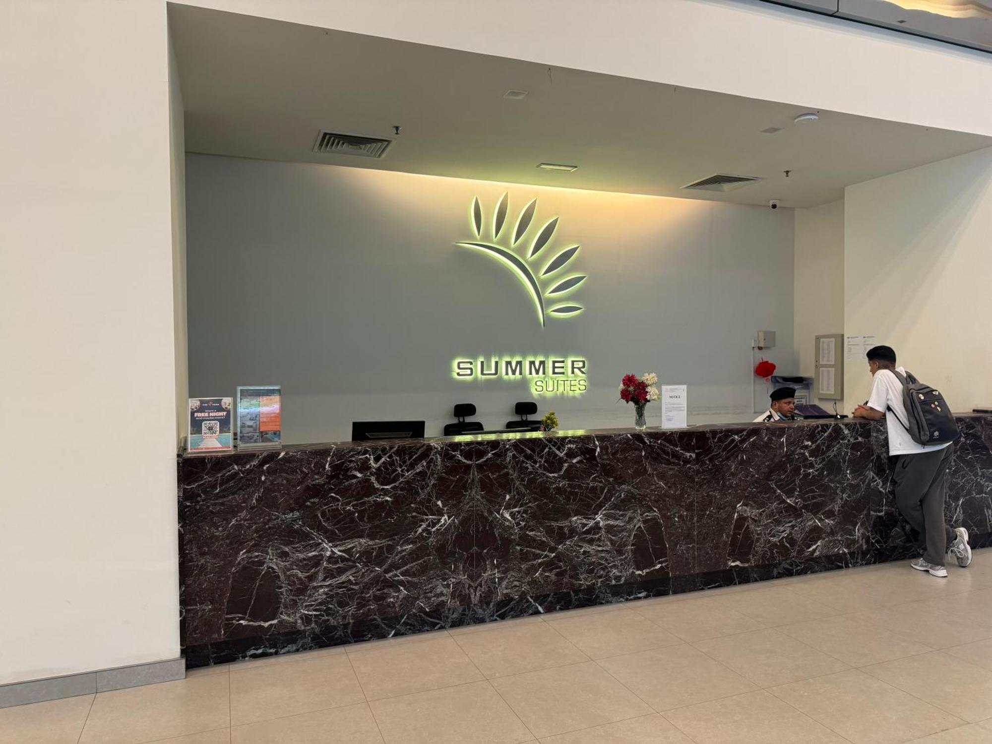 Summer Suites Klcc By Classy Κουάλα Λουμπούρ Εξωτερικό φωτογραφία