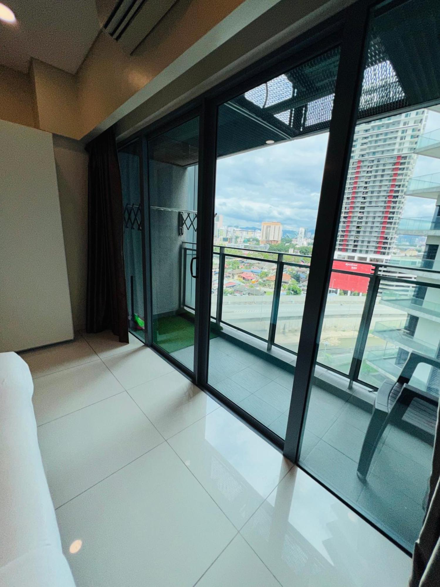 Summer Suites Klcc By Classy Κουάλα Λουμπούρ Εξωτερικό φωτογραφία